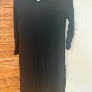 Casual comfortable stretchy black dress